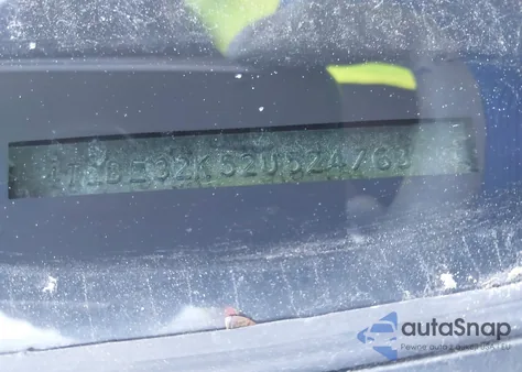 2002 Toyota Camry Le from USA, damaged, VIN 4T1BE32K52U524763